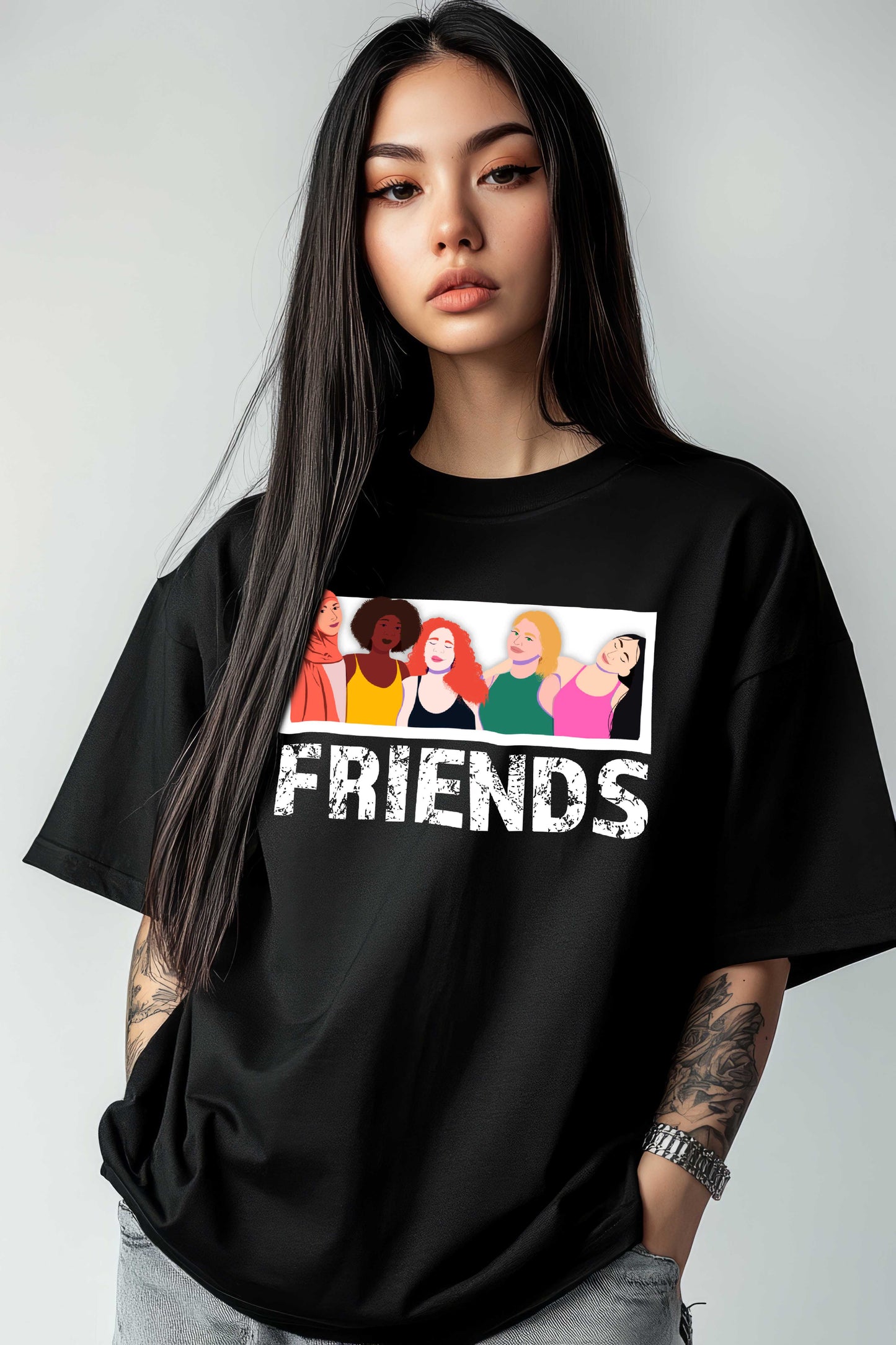 Friends Women’s Oversized T-shirt